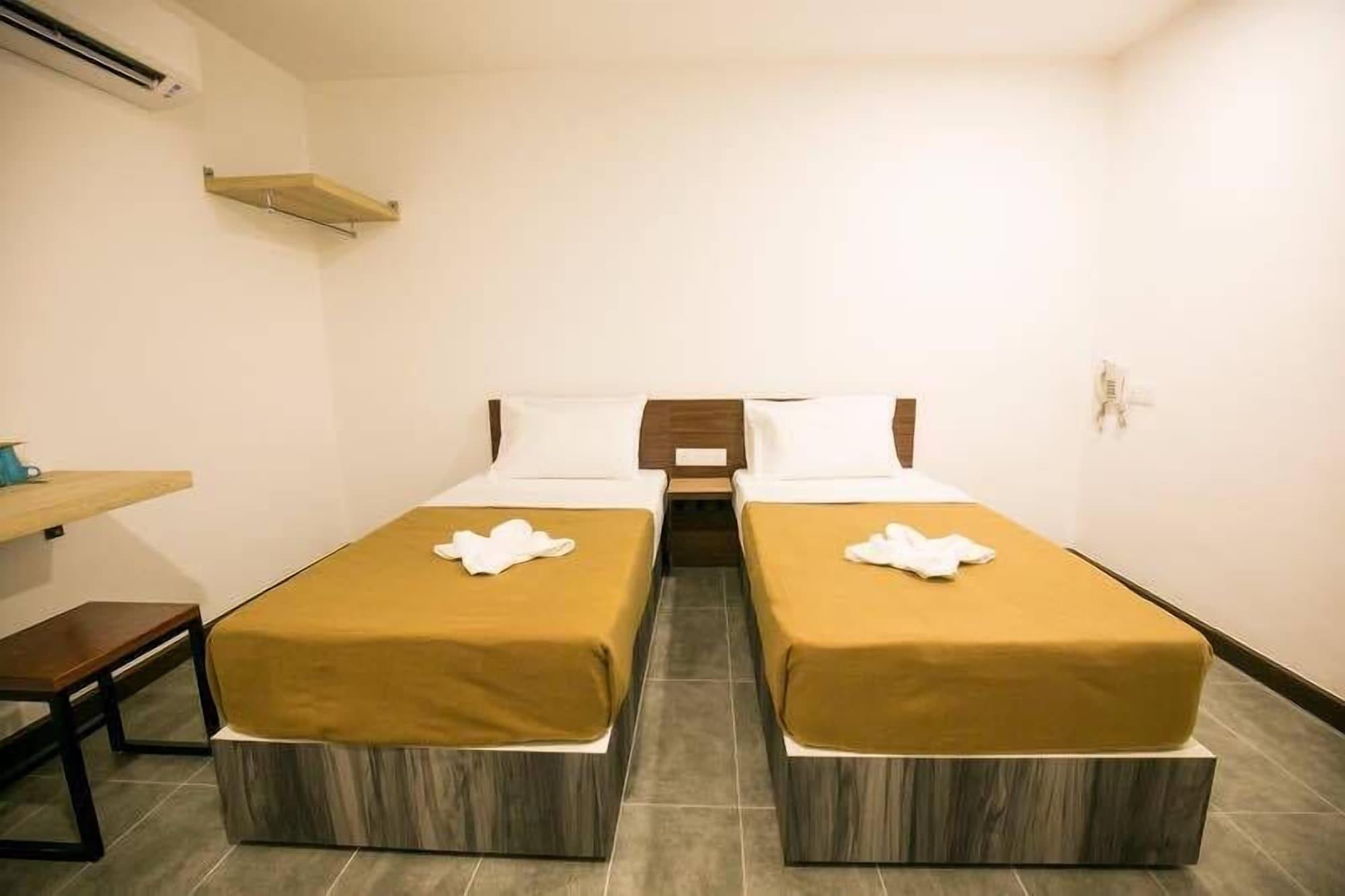 Urban Inn, ג'יטרה מראה חיצוני תמונה